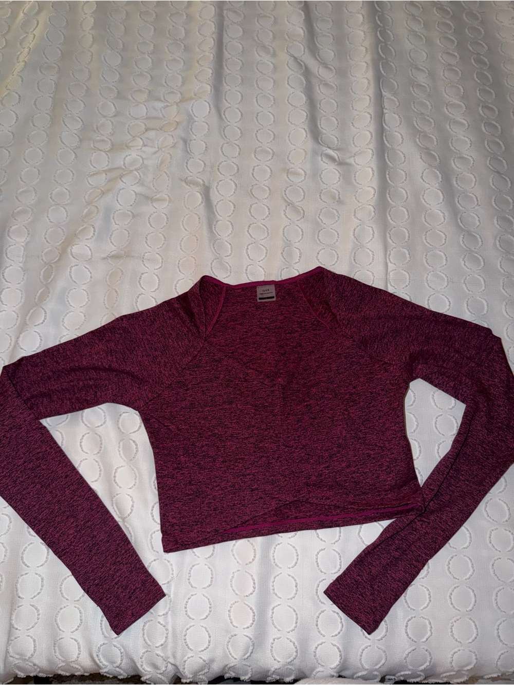 ILUS pink/maroon long-sleeve crop — L
